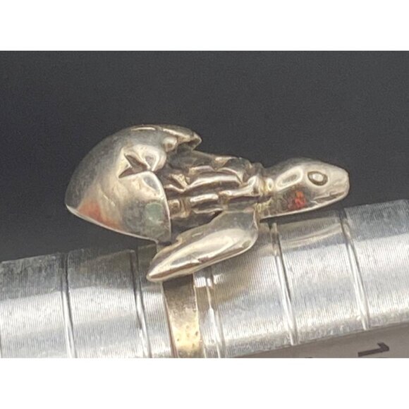 Sterling Silver Turtle Ring Size 8.5 Hatching Egg 4g Nature Rebirth Boho Unisex - Picture 2 of 10